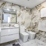 Apartmán Beachfront Penthouse With Sea Views Puerto Banus