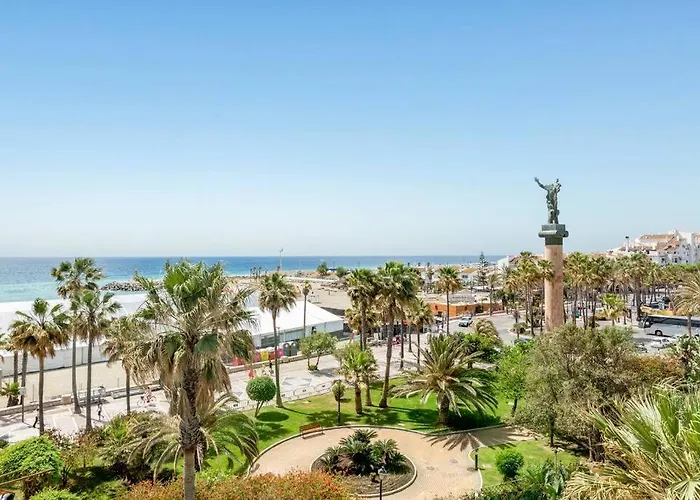 Beachfront Penthouse With Sea Views Puerto Banus *