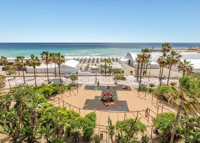 Beachfront Penthouse With Sea Views Puerto Banus דירה מארבלה