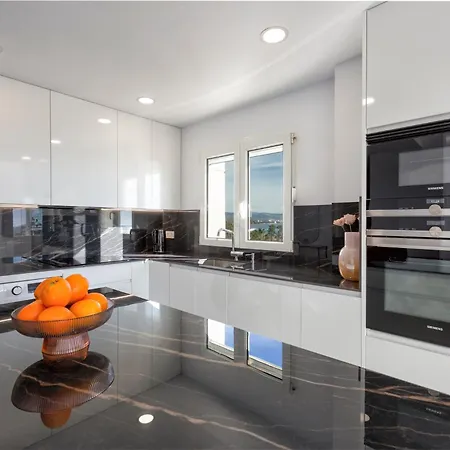 公寓 Beachfront Penthouse With Sea Views Puerto Banus *