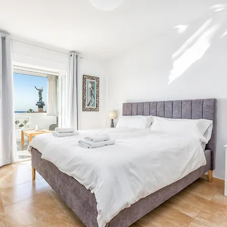 Beachfront Penthouse With Sea Views Puerto Banus * Marbella